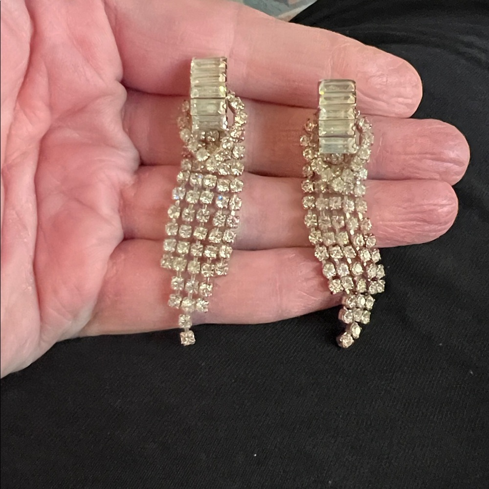Stunning Vtg Rhinestone Earrings 🥰